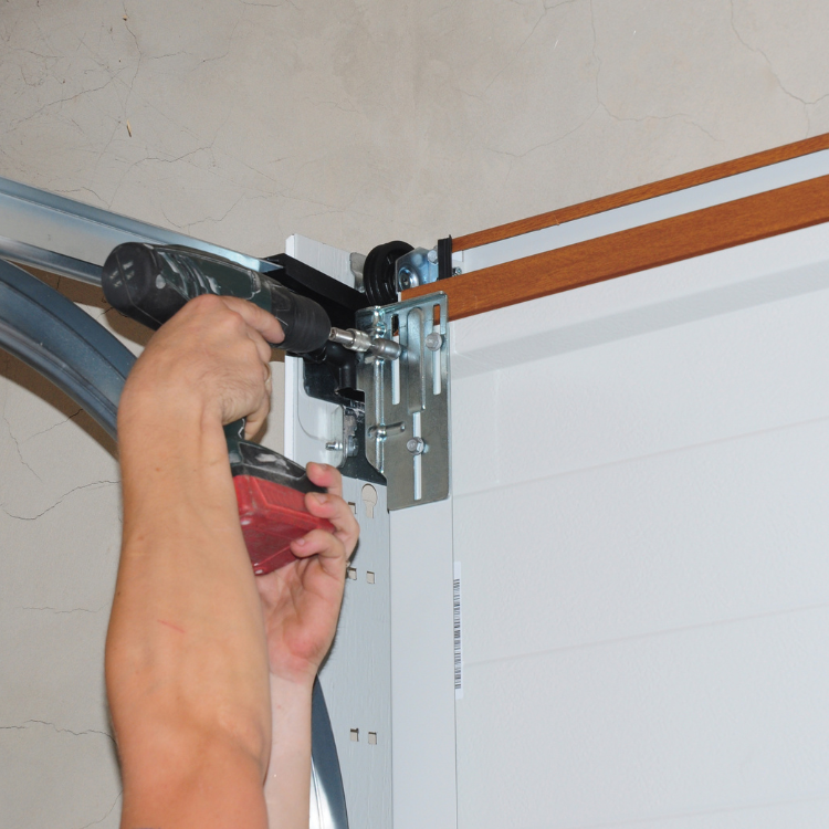 Garage Door Service in Wichita, KS